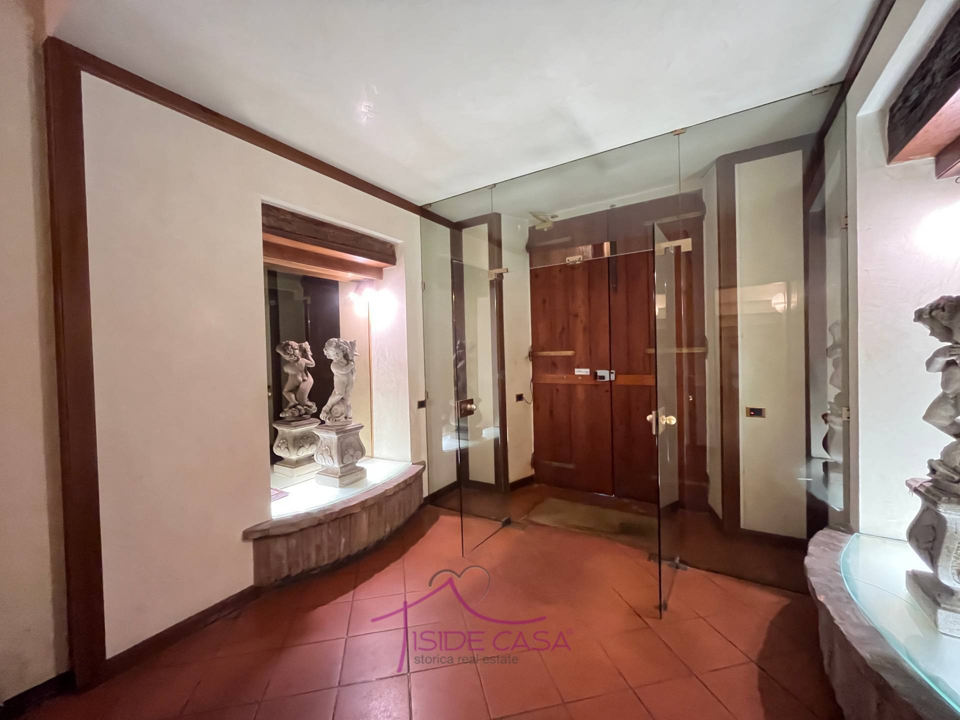 Studio/Ufficio in vendita a Mantova, Centro storico