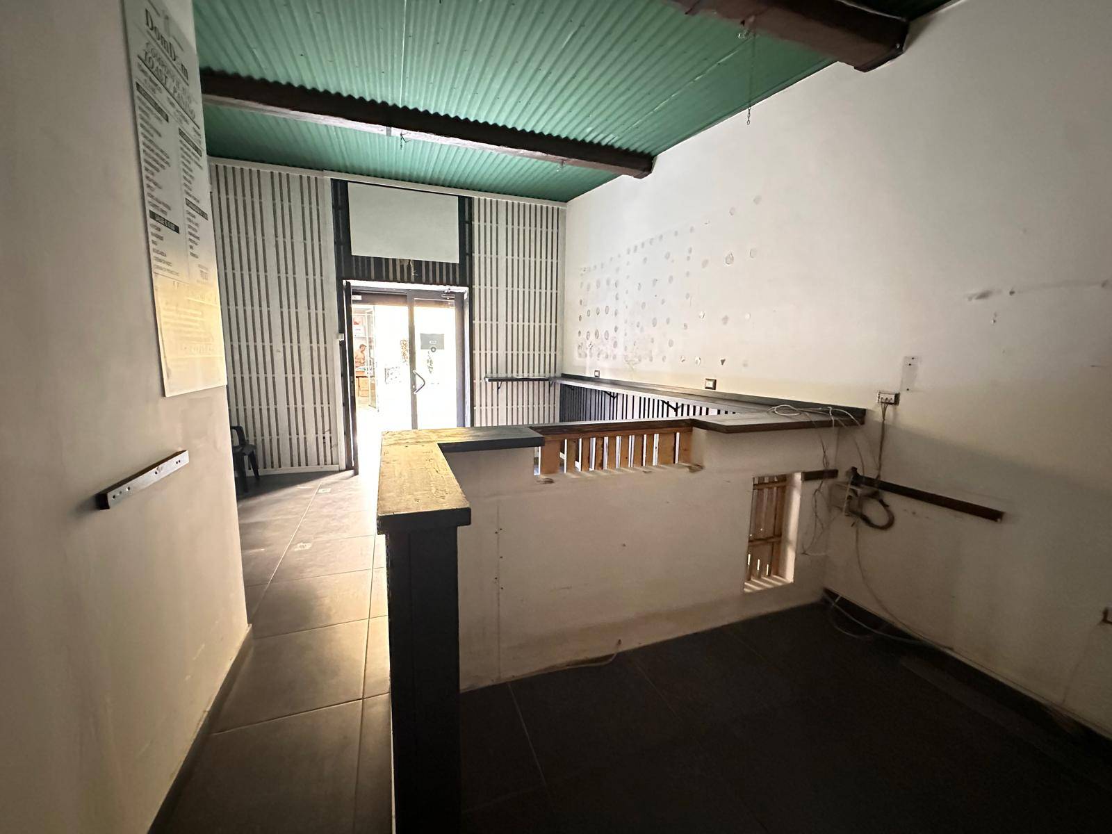 Negozio in affitto a Caserta, Centro