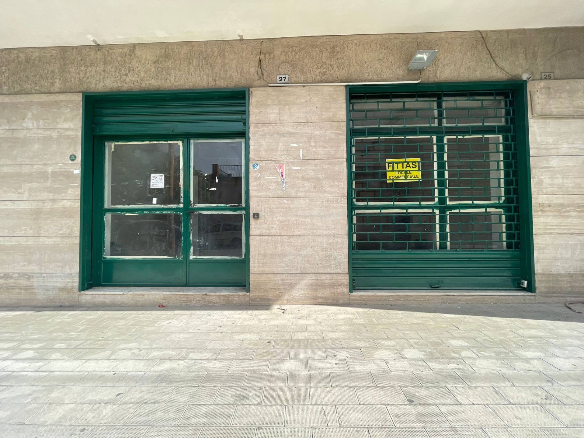 Negozio in affitto a Maddaloni