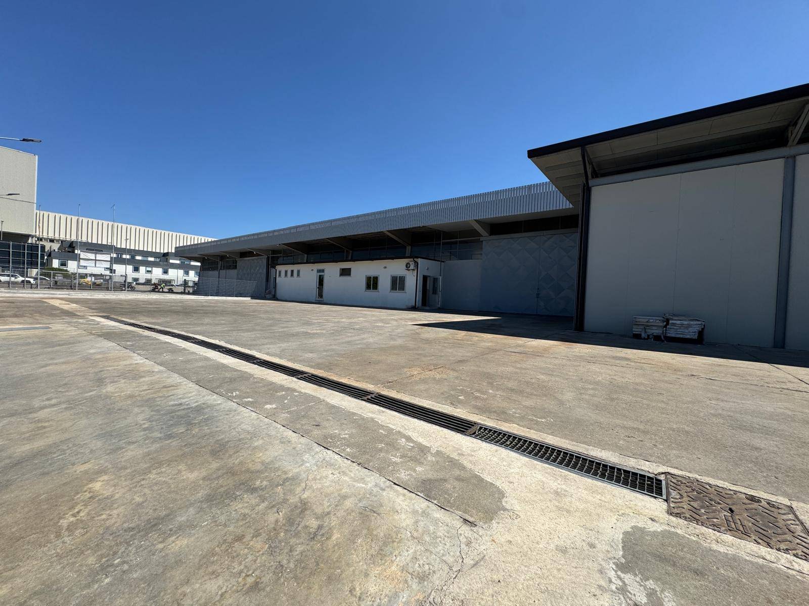 Capannone industriale in affitto a Marcianise