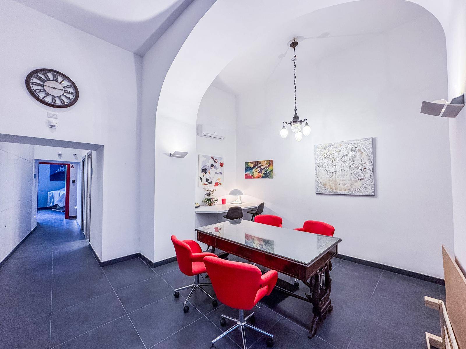 Appartamento in vendita a Napoli