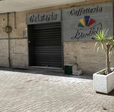 Negozio in affitto a Caserta, Petrarelle