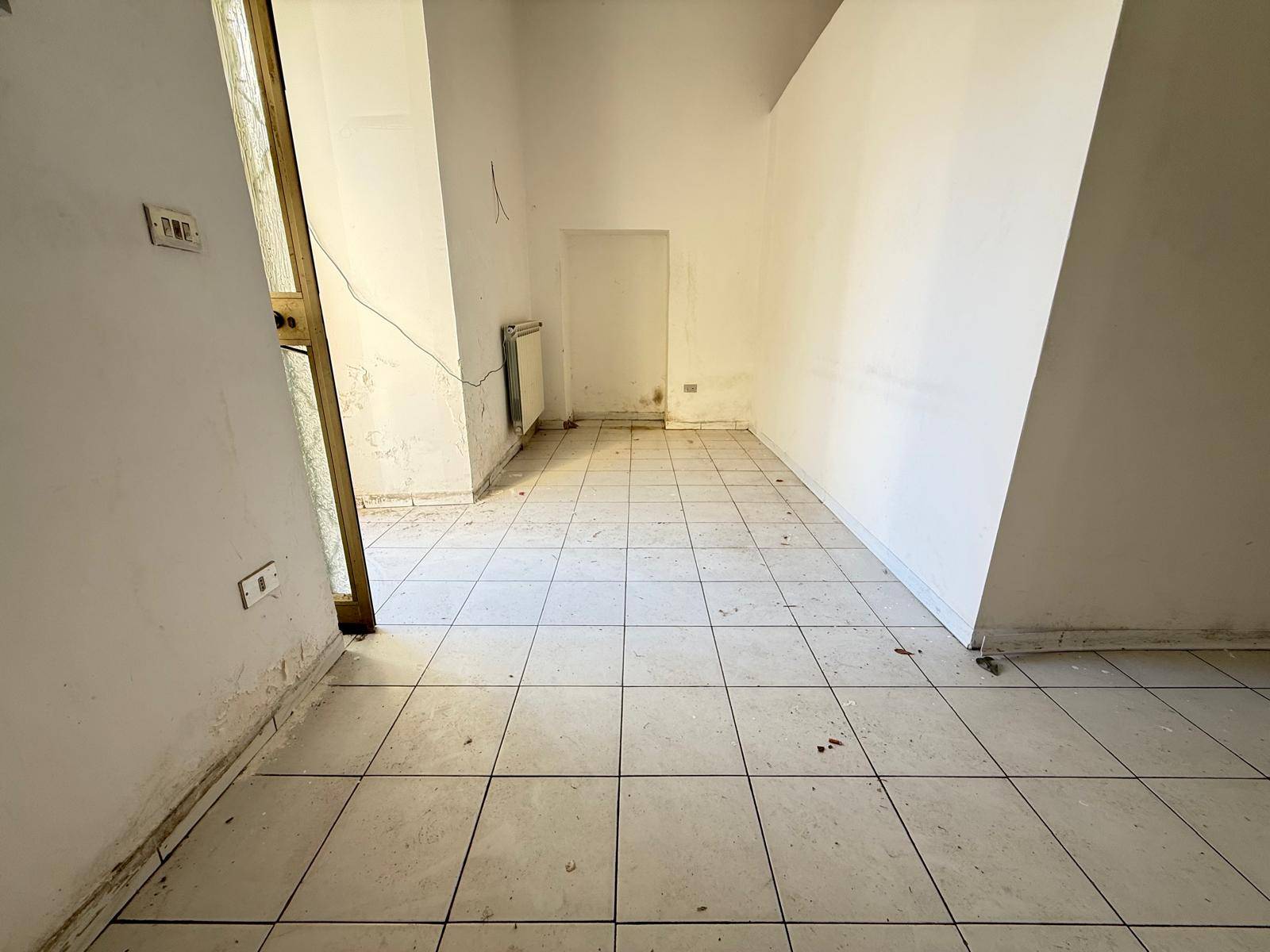 Appartamento in vendita a Caserta, Sala