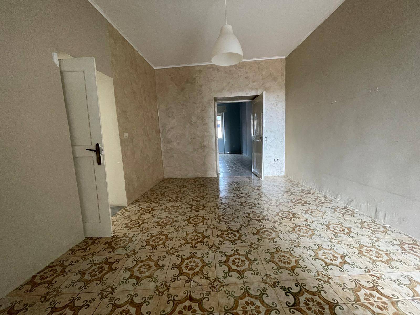 Appartamento in vendita a Caserta, Sala