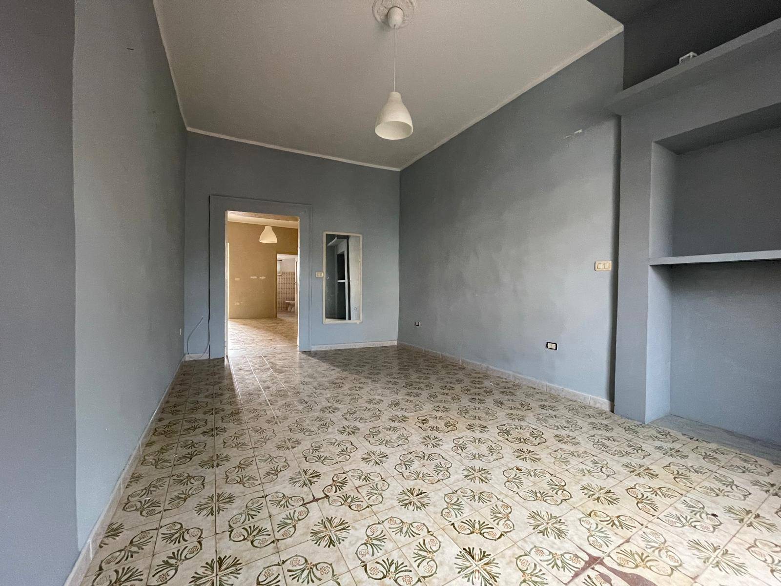 Appartamento in vendita a Caserta, Sala