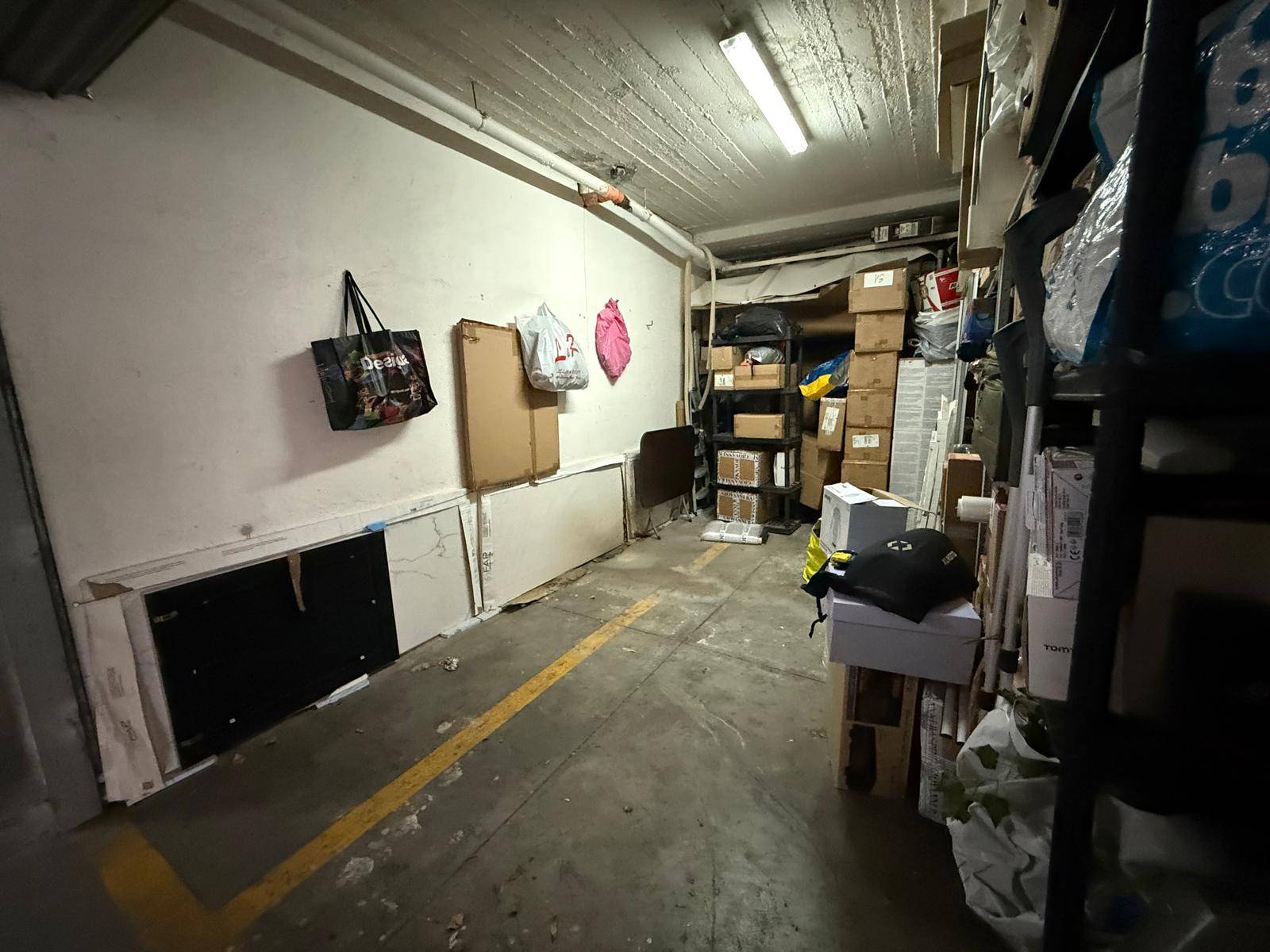 Box - Garage in vendita a Caserta, Caserta Ferrarecce