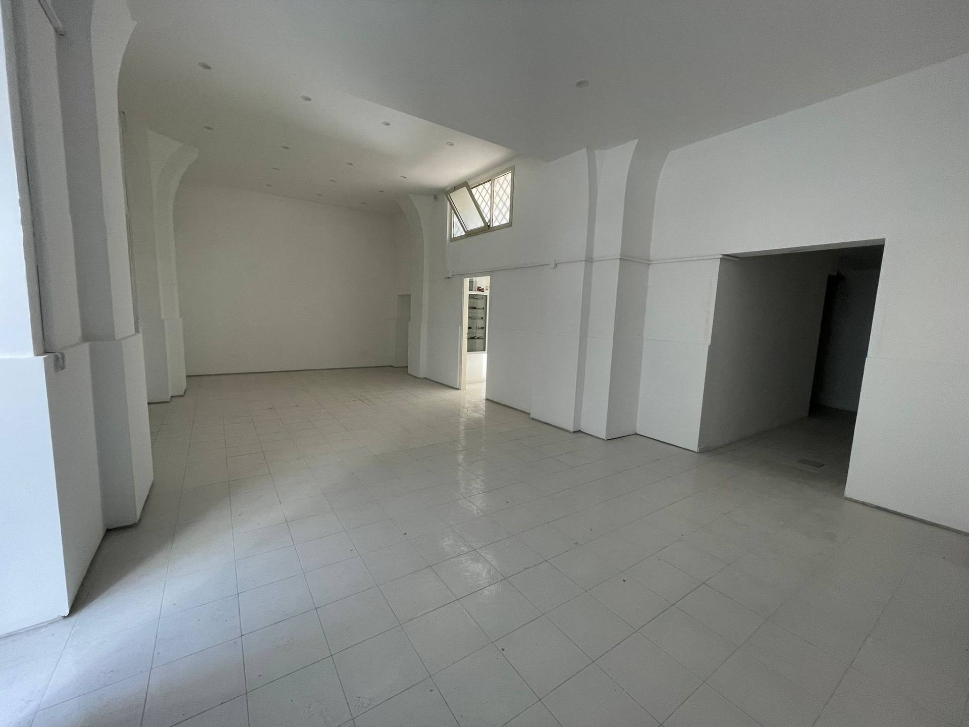 Deposito/Magazzino in affitto a Caserta