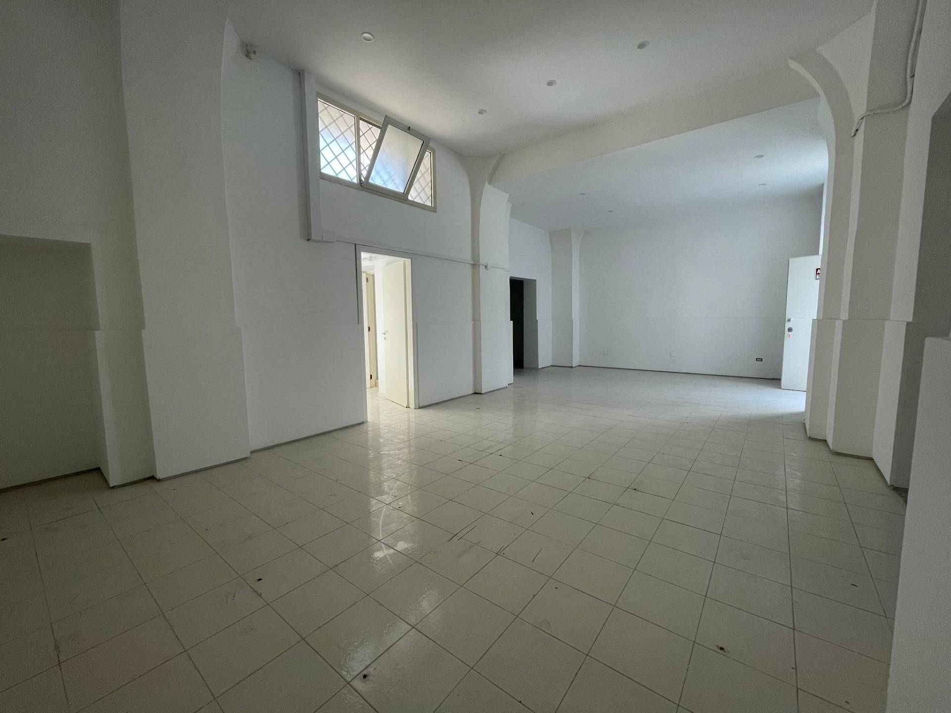 Deposito/Magazzino in affitto a Caserta