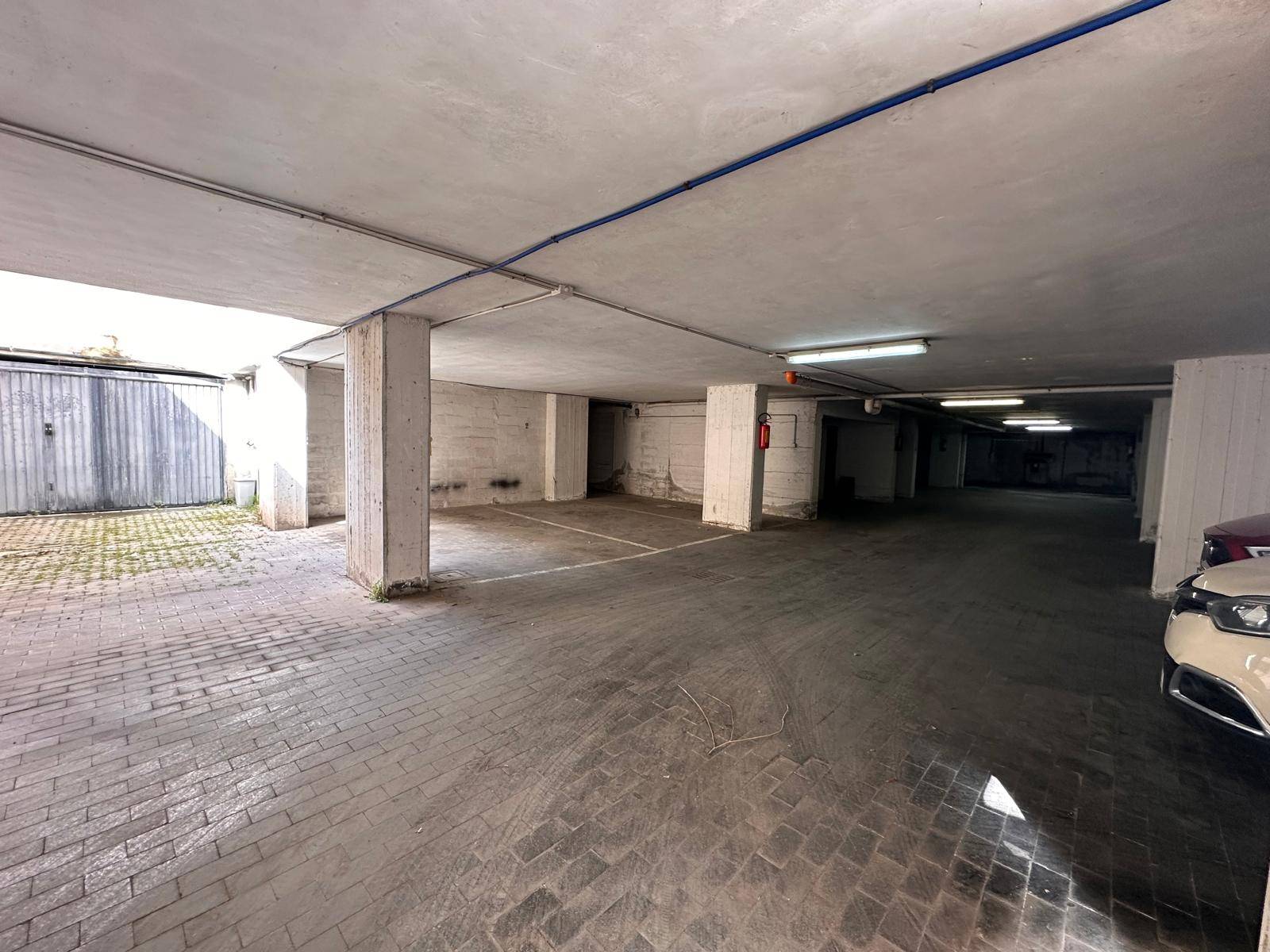 Posto auto in vendita a Caserta, Caserta Ferrarecce