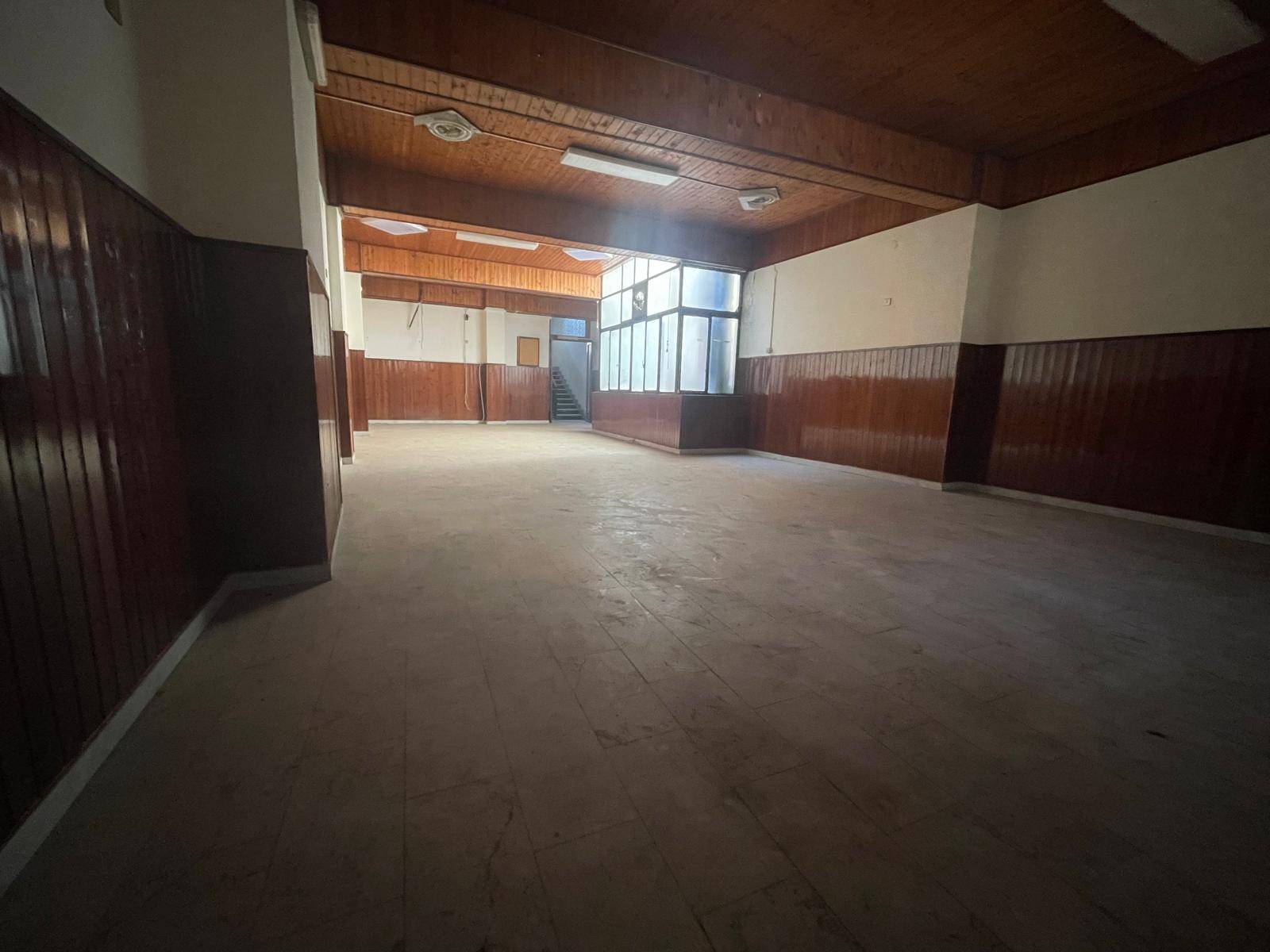 Negozio in affitto a Caserta, Centro