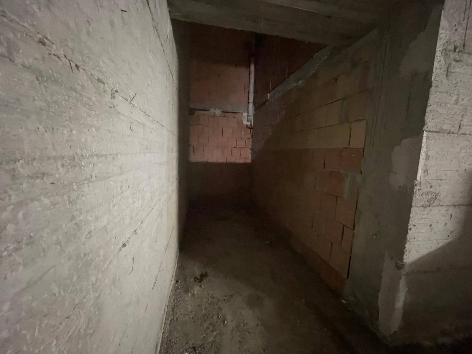 Deposito/Magazzino in vendita a Caserta, San Benedetto