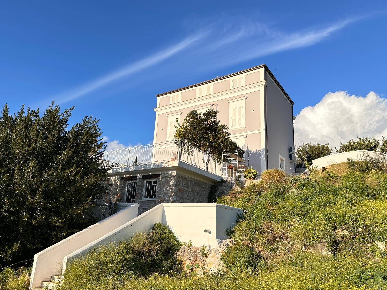 Palazzina/Stabile in vendita a Gaeta