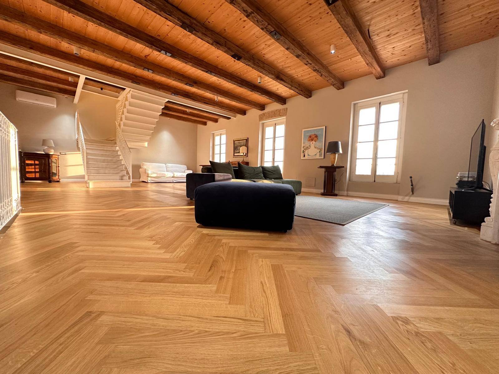 Palazzina/Stabile in vendita a Gaeta