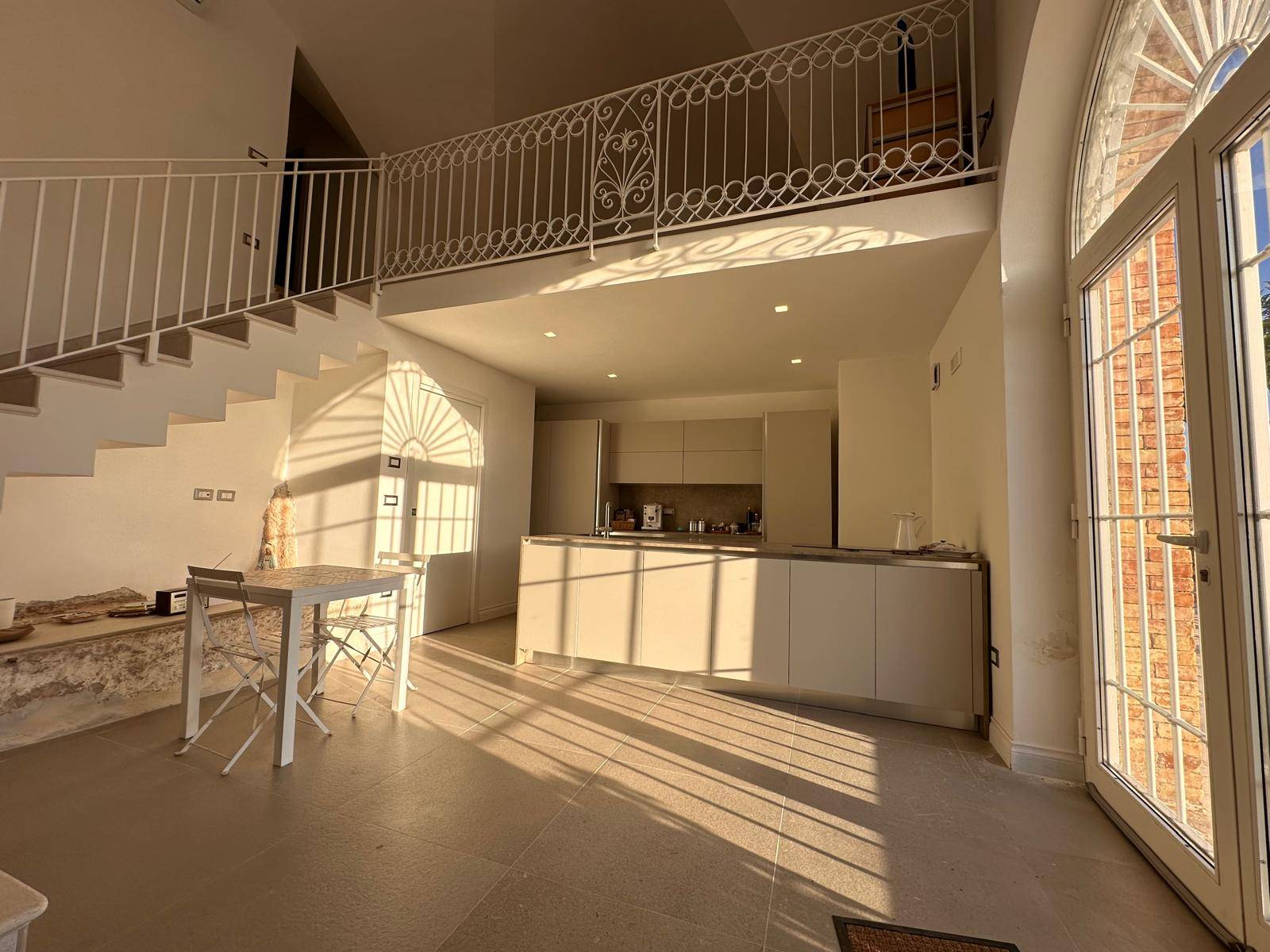 Palazzina/Stabile in vendita a Gaeta