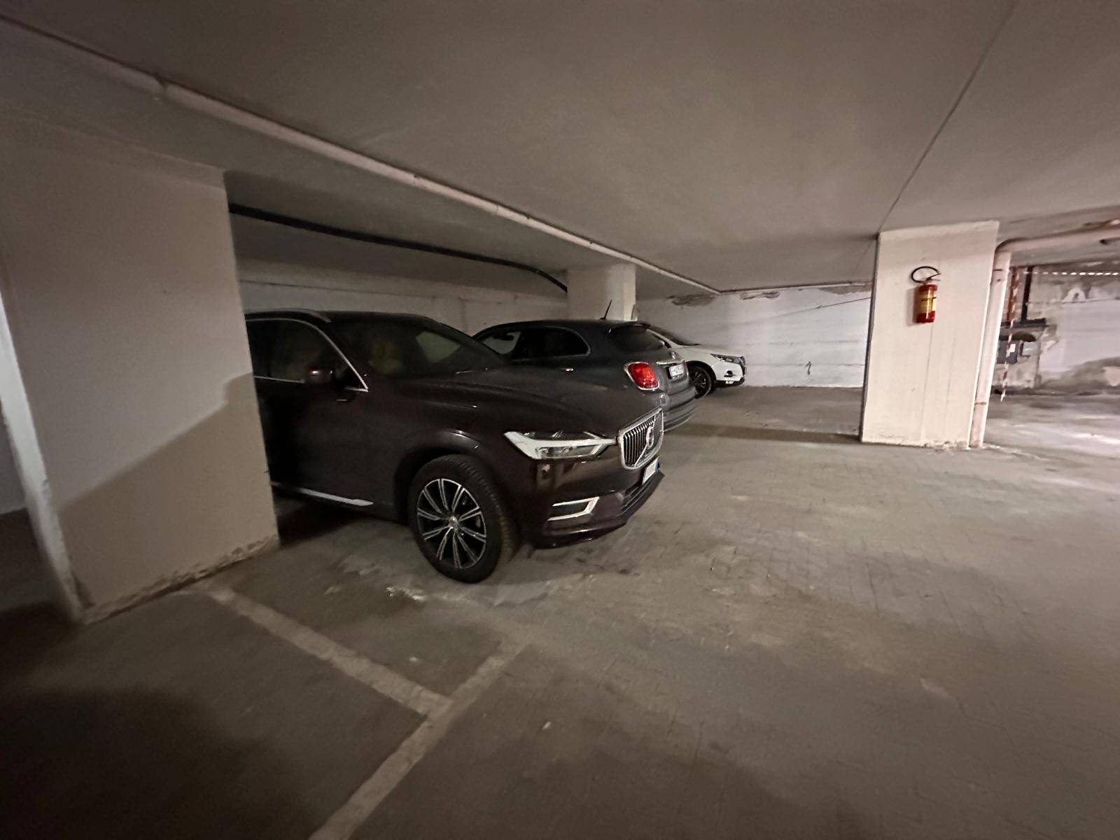 Posto auto in vendita a Caserta, Caserta Ferrarecce