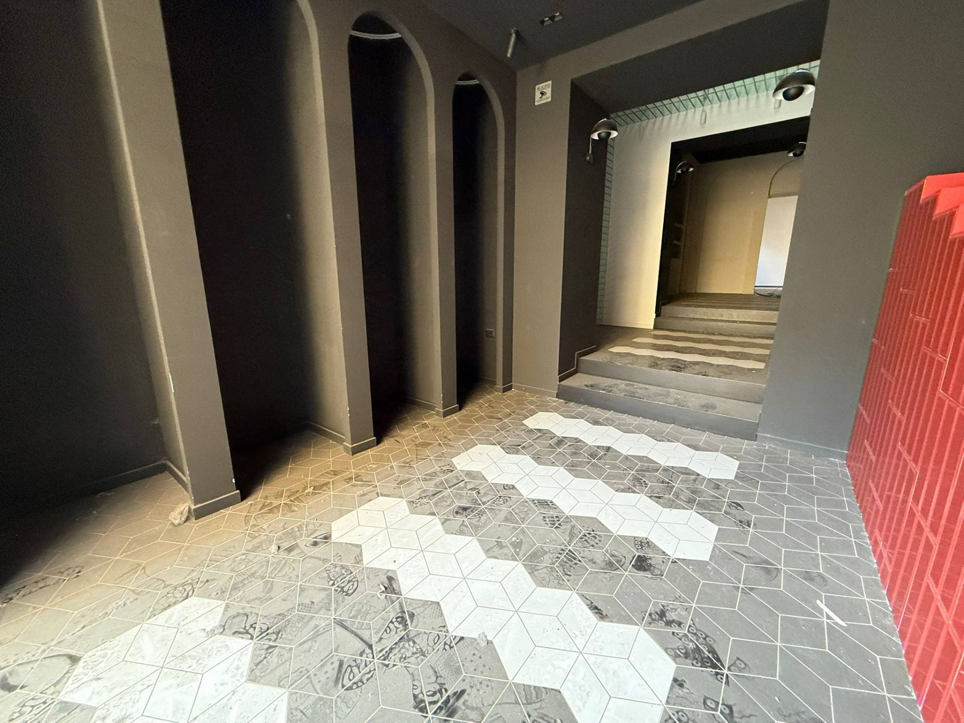 Negozio in affitto a Caserta, Centro