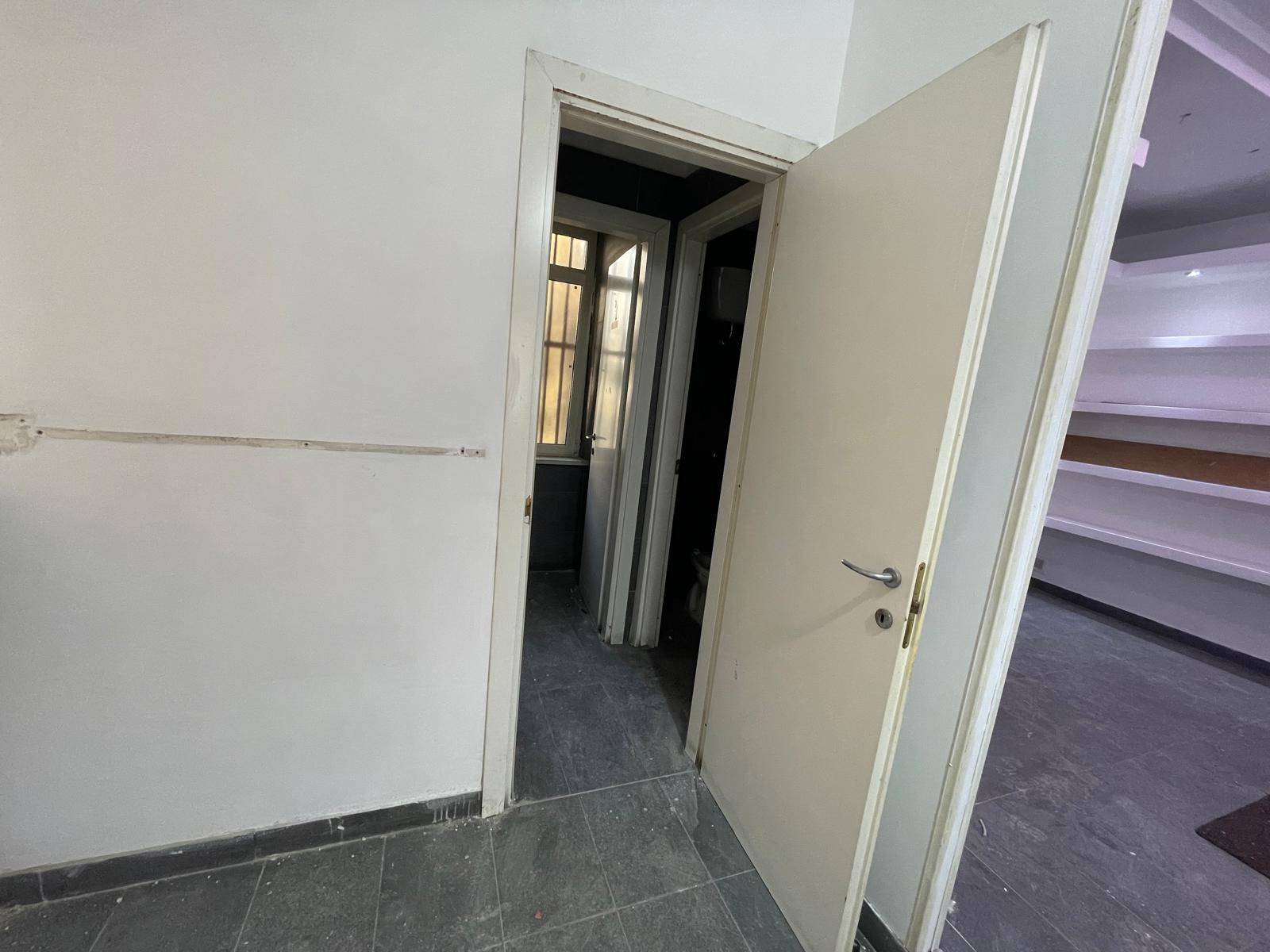 Negozio in affitto a Caserta, Centro