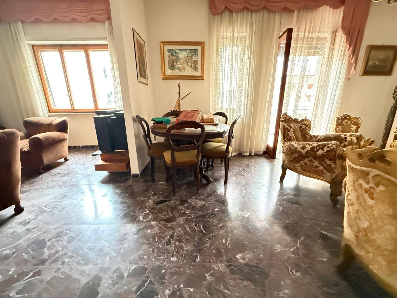 Appartamento in vendita a Caserta, Caserta Ferrarecce