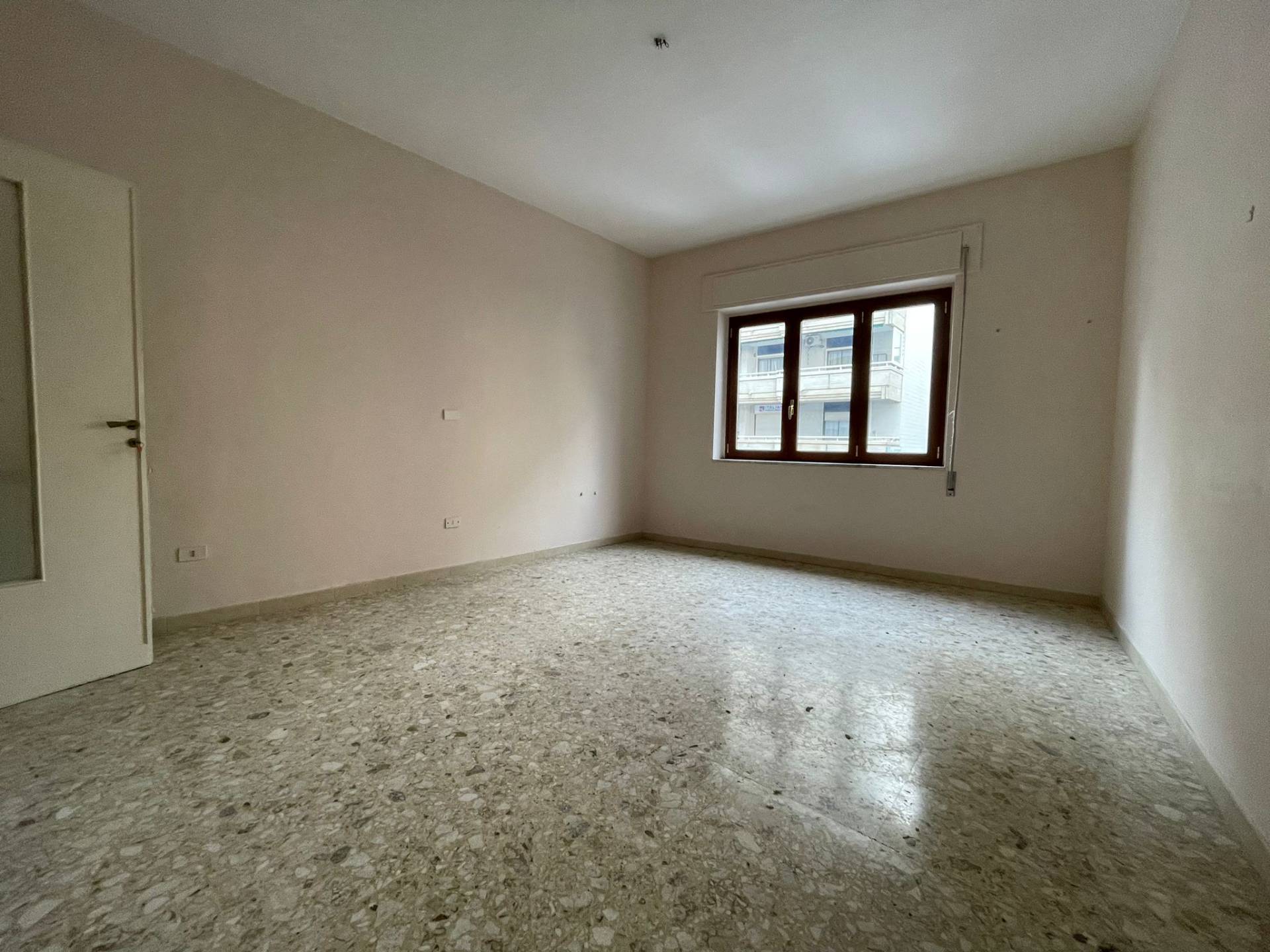 Ufficio/studio in affitto a Caserta, Centro