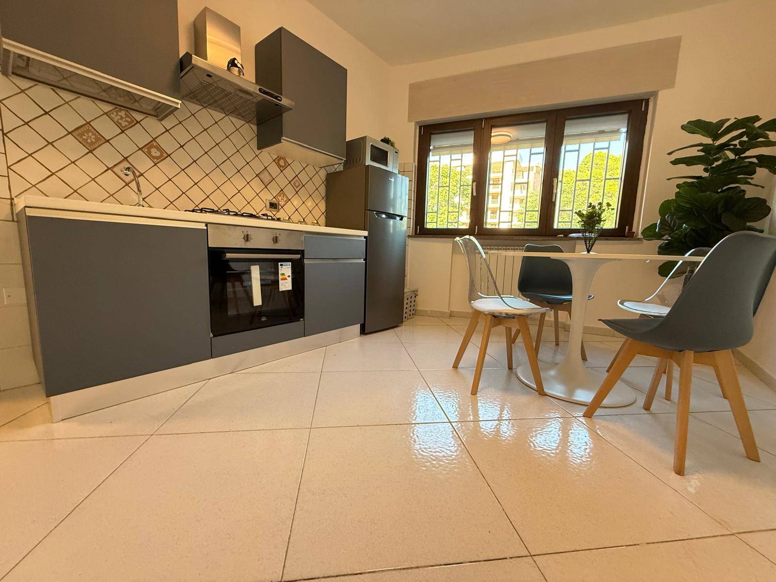 Appartamento in affitto a Caserta, Tredici