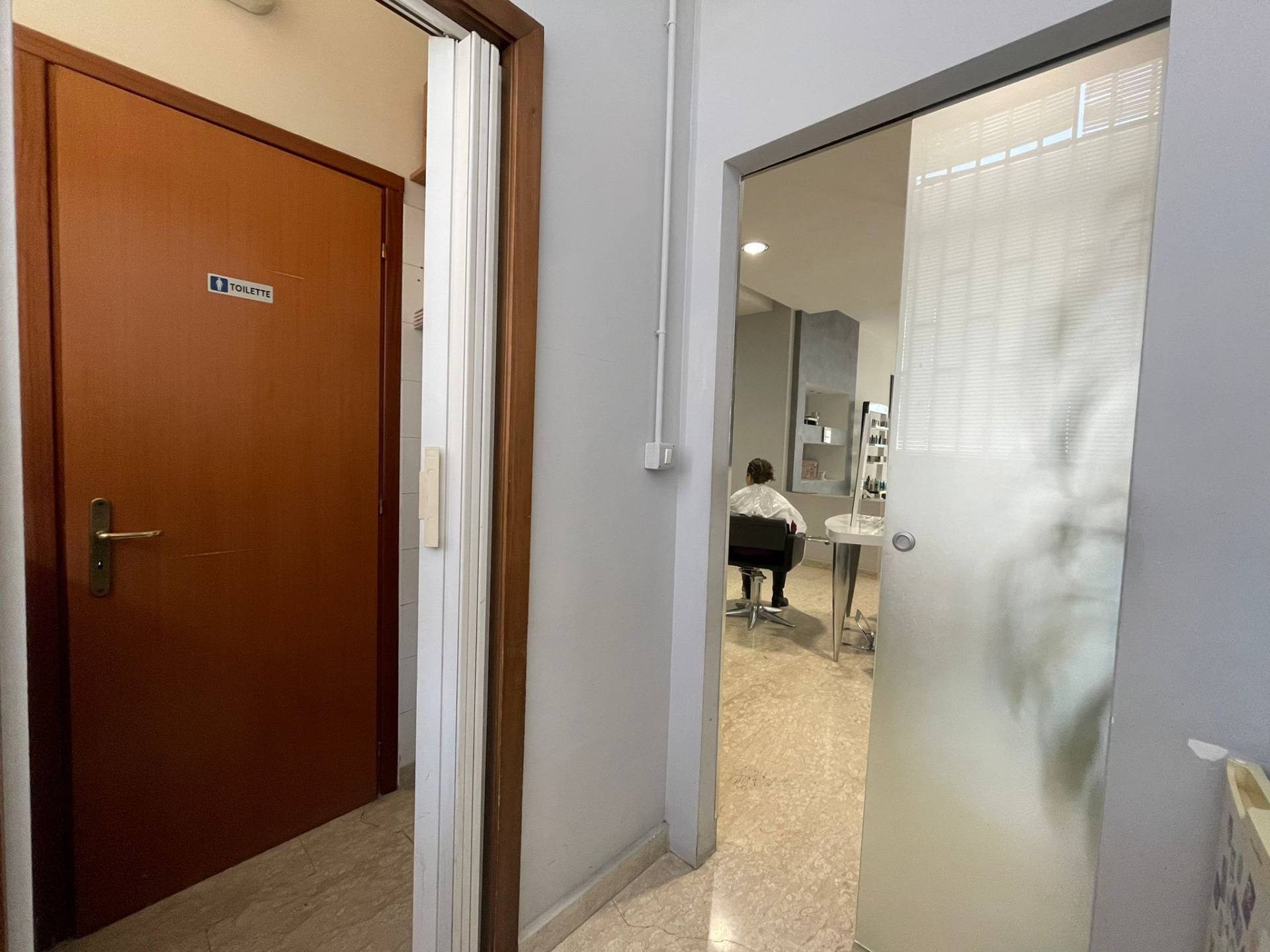 Negozio in affitto a San Nicola la Strada