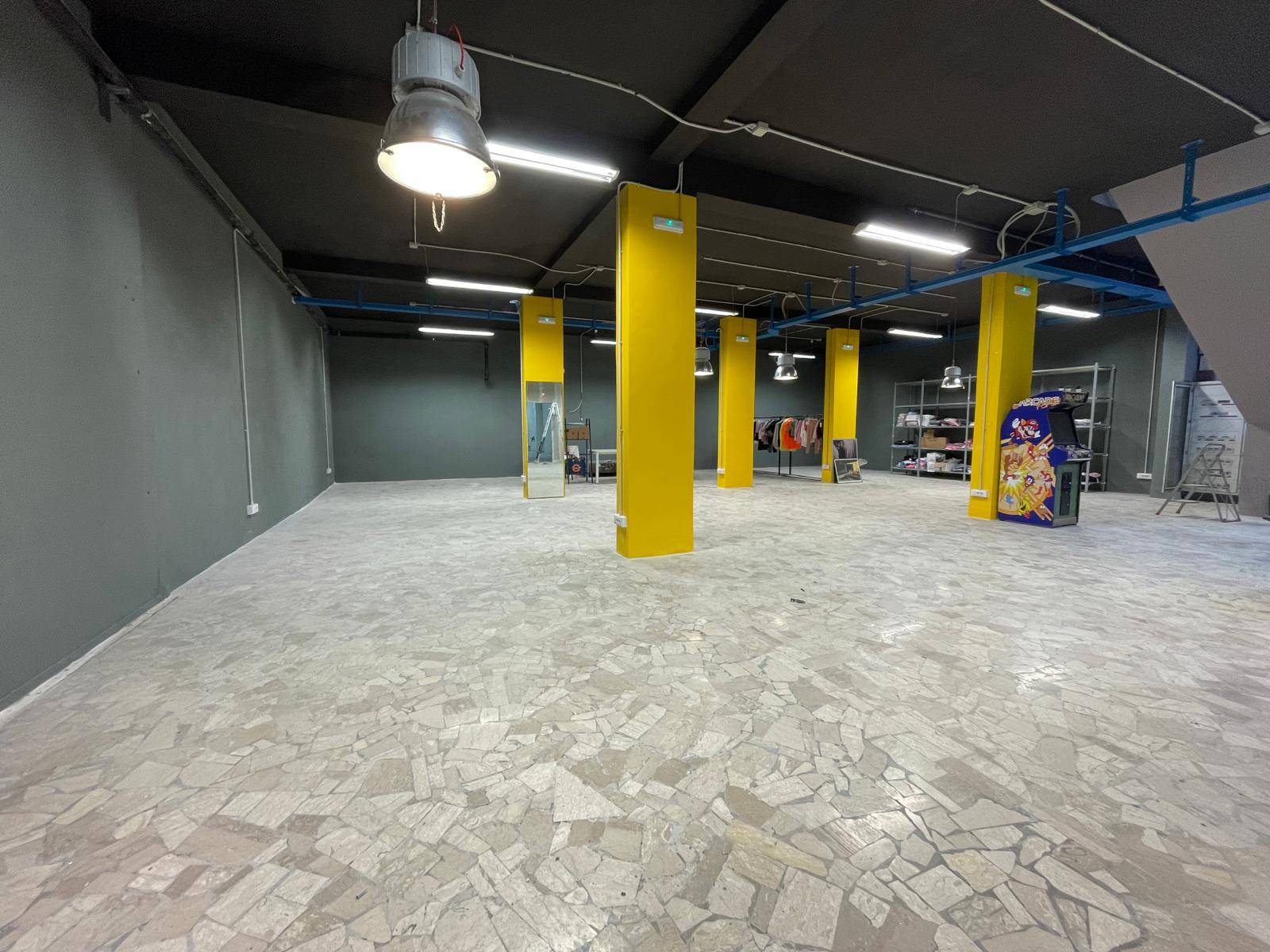 Deposito industriale in affitto a Casagiove