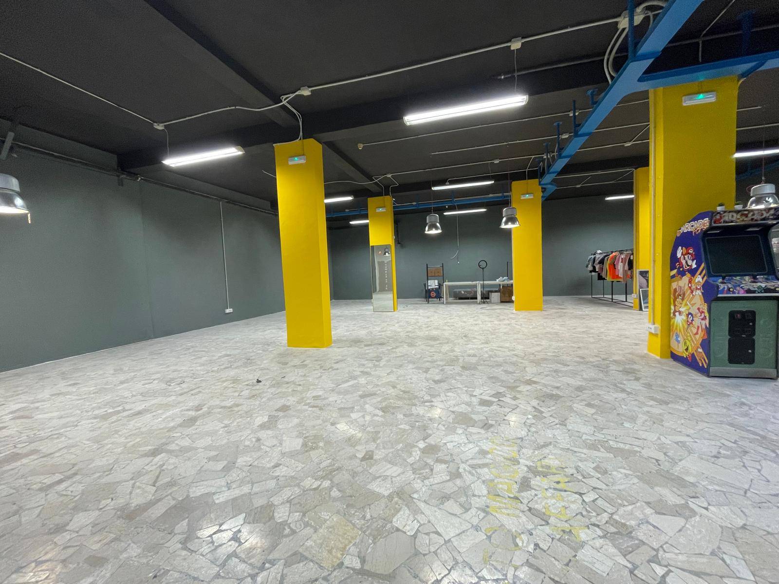 Deposito industriale in affitto a Casagiove