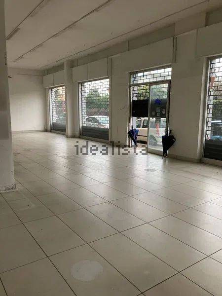 Negozio in affitto a Caserta, Lincoln