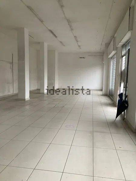 Negozio in affitto a Caserta, Lincoln