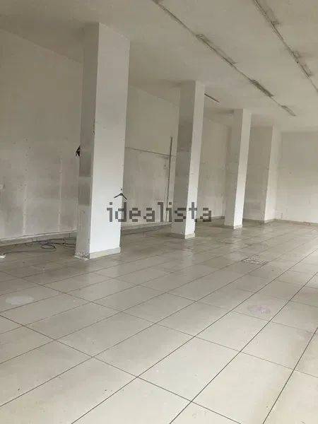 Negozio in affitto a Caserta, Lincoln