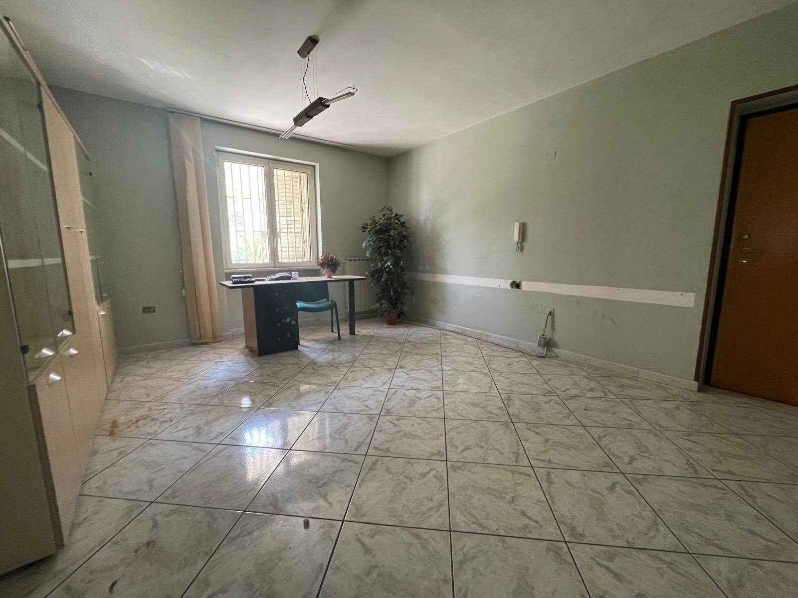 Ufficio/studio in affitto a San Prisco