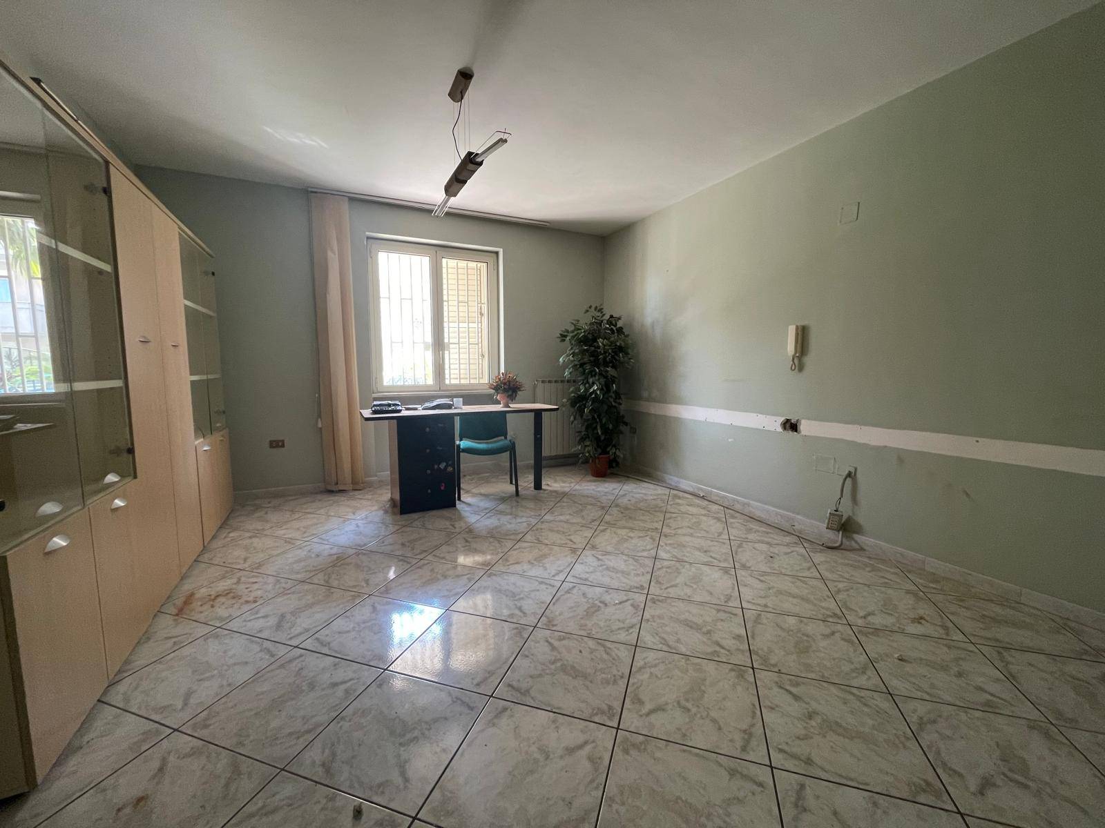 Ufficio/studio in affitto a San Prisco