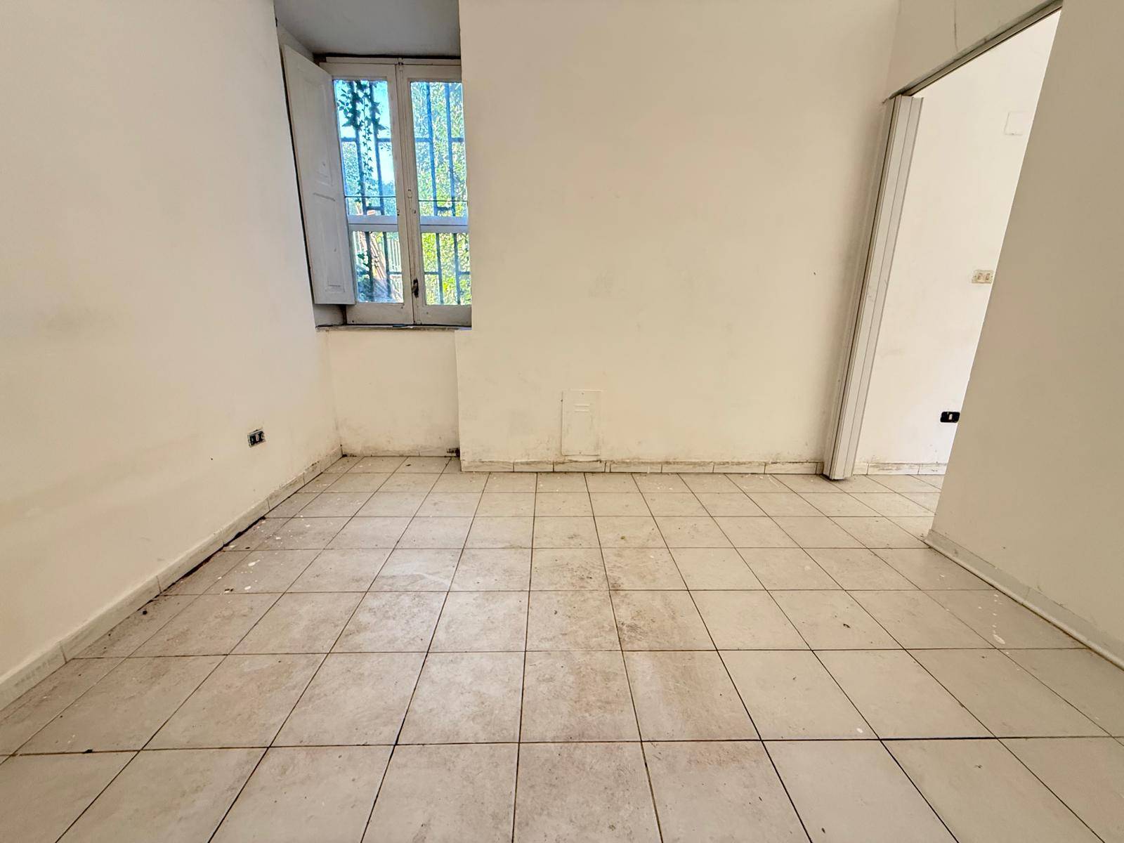 Appartamento in affitto a Caserta, Sala