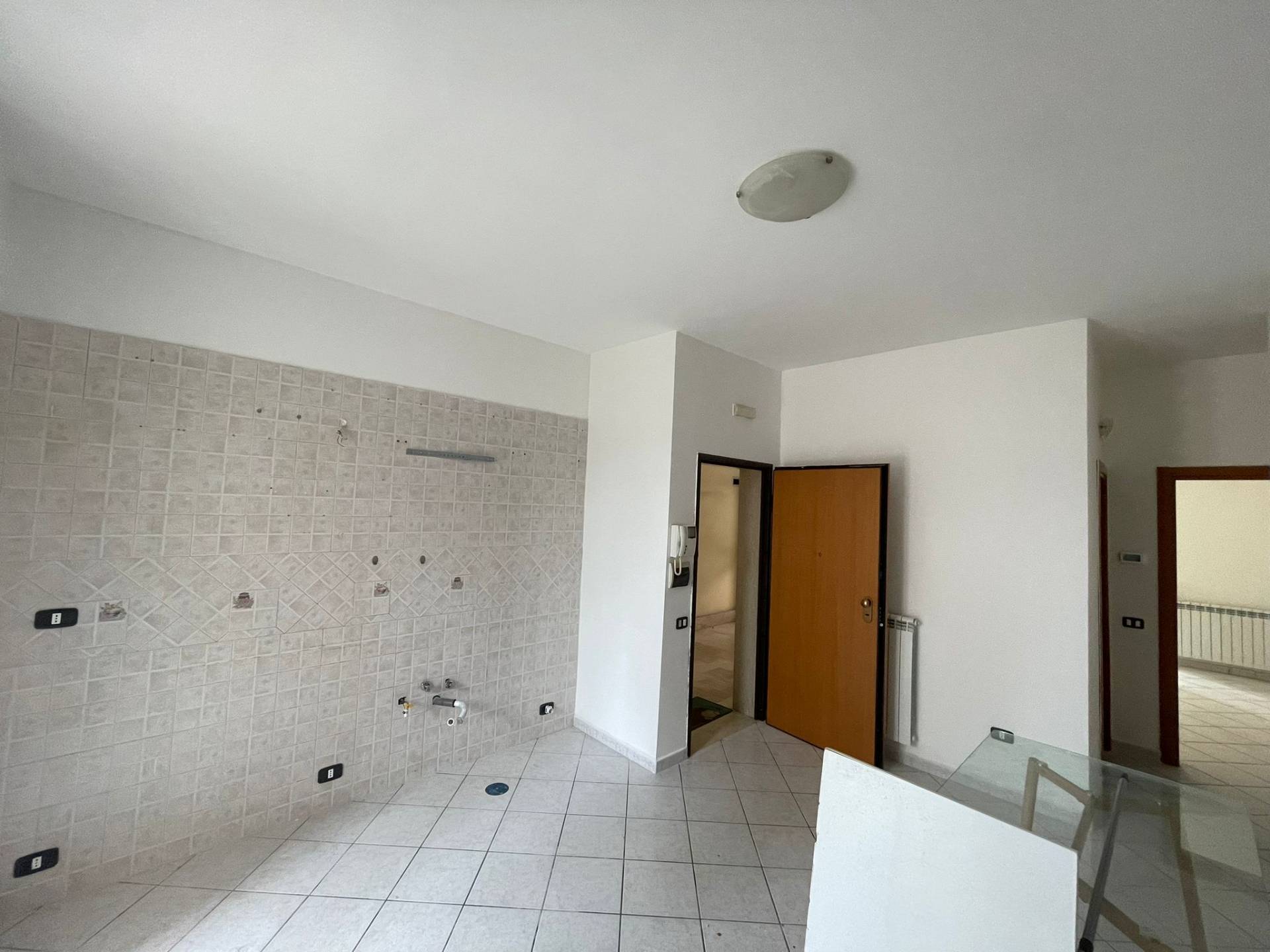 Appartamento in affitto a Caserta, Tredici