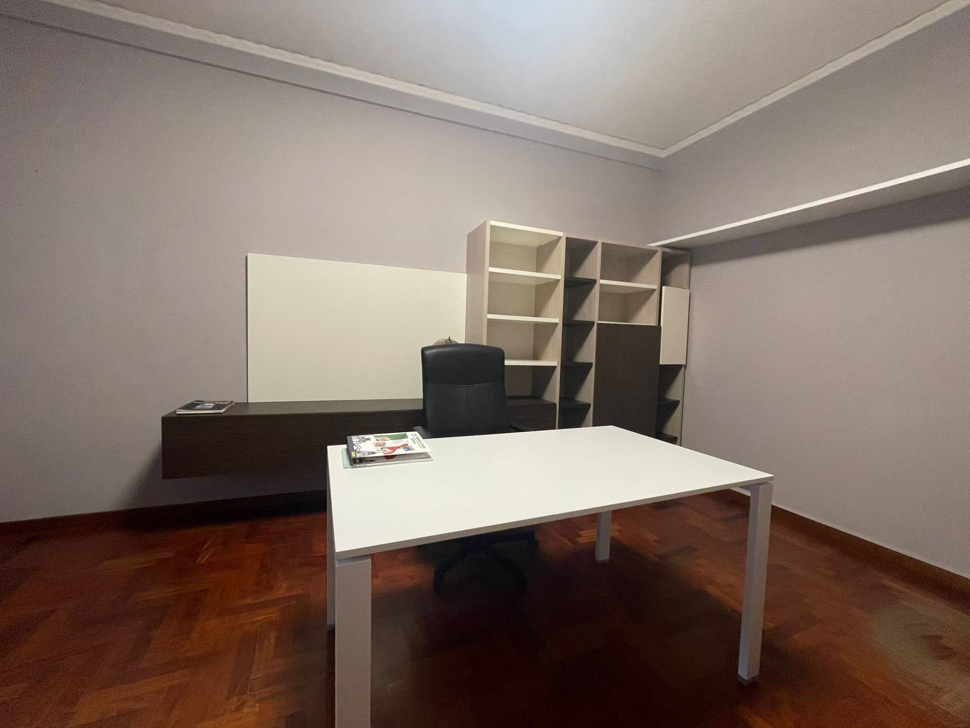 Ufficio/studio in affitto a Caserta, Centro