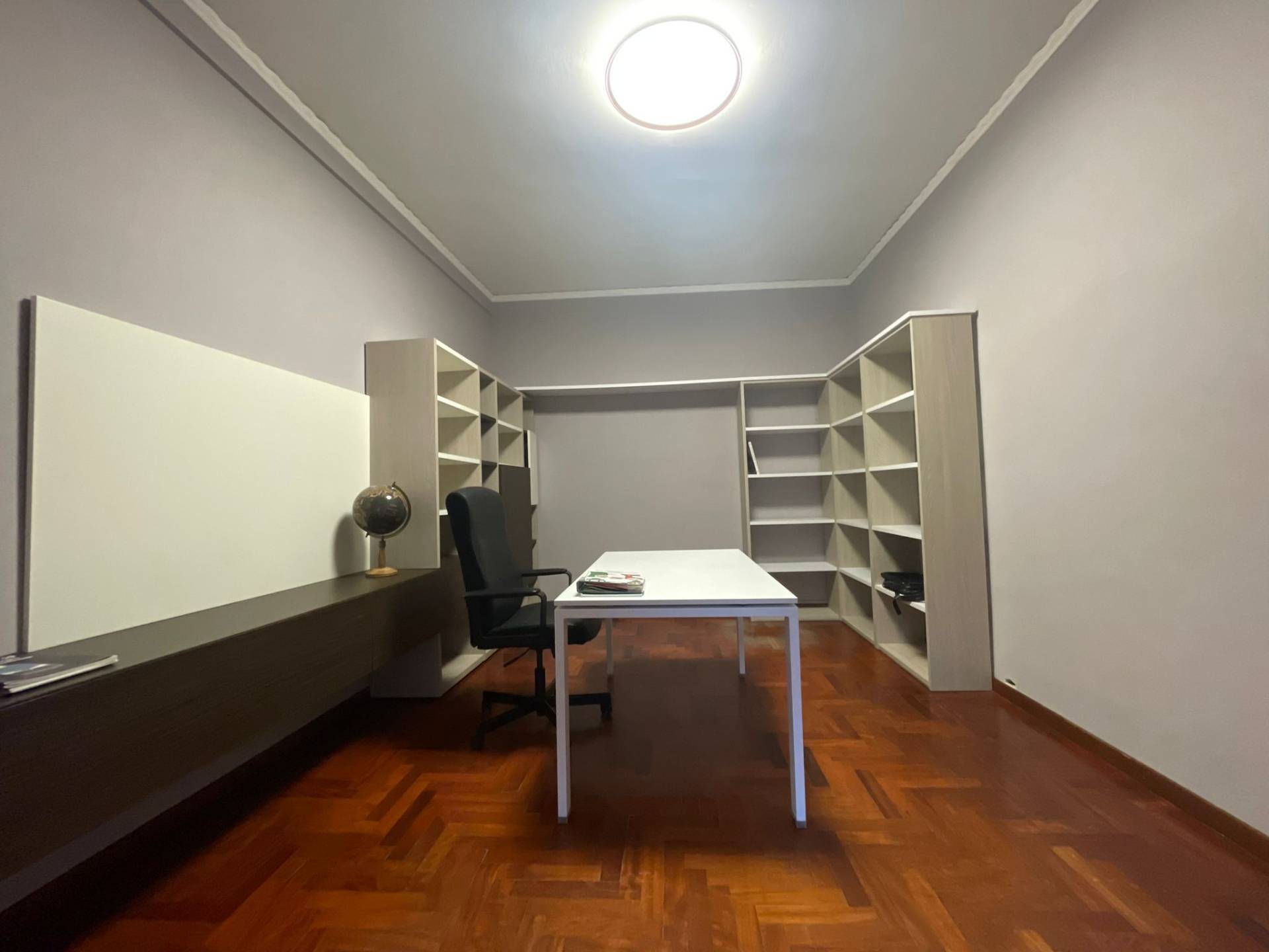 Ufficio/studio in affitto a Caserta, Centro