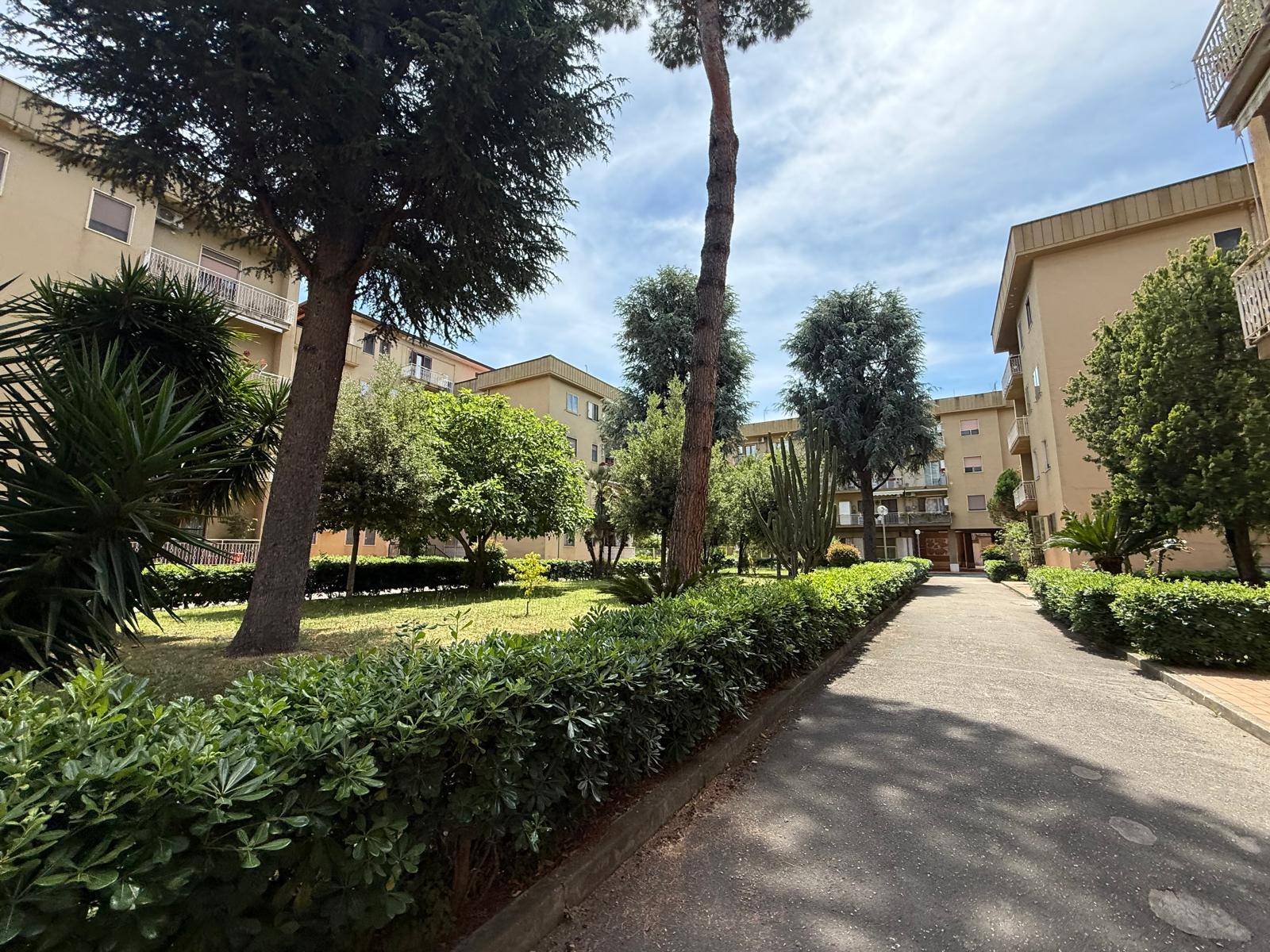 Appartamento in vendita a Caserta, Caserta Ferrarecce
