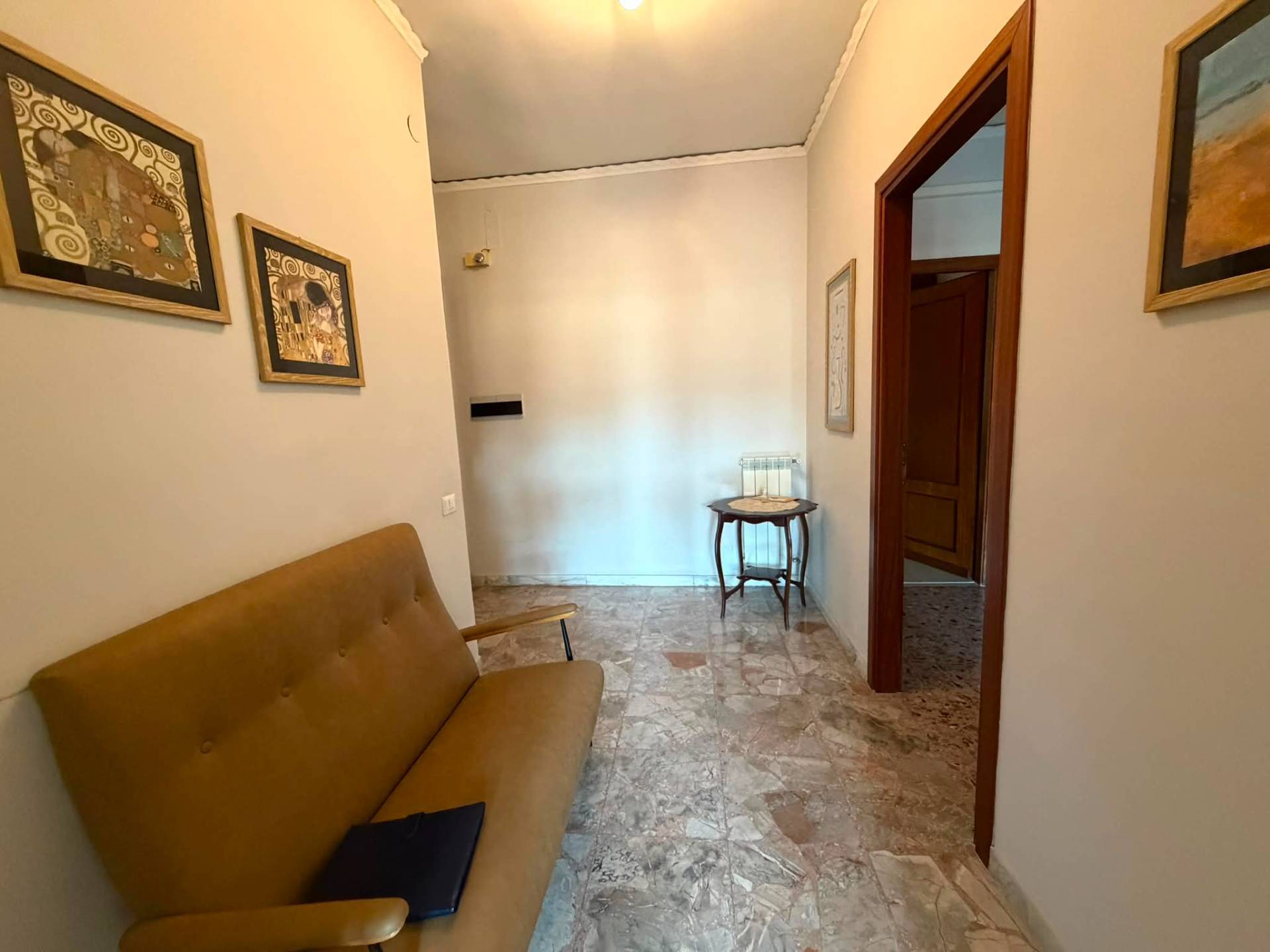 Ufficio/studio in affitto a Caserta, Centro