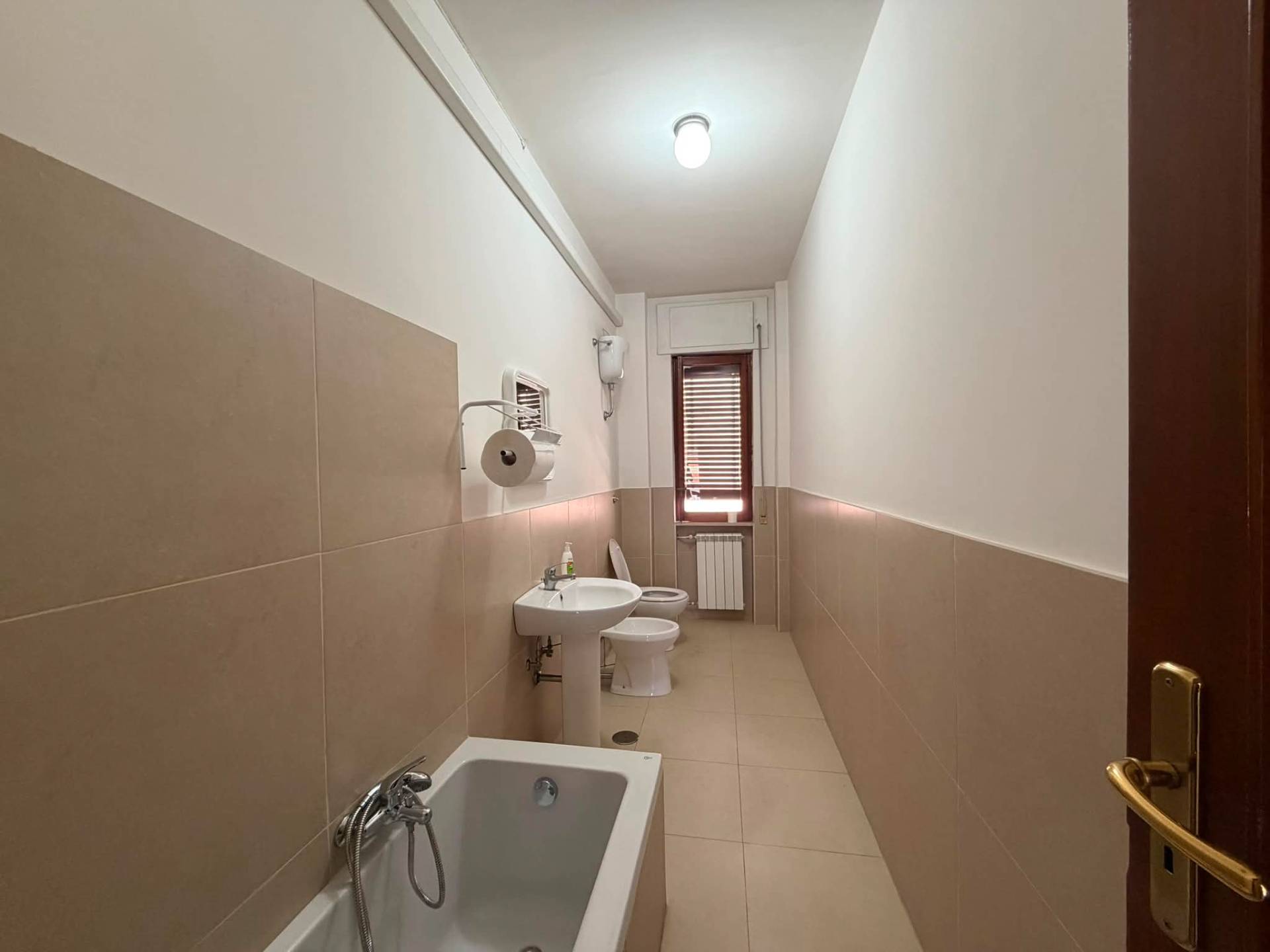 Ufficio/studio in affitto a Caserta, Centro