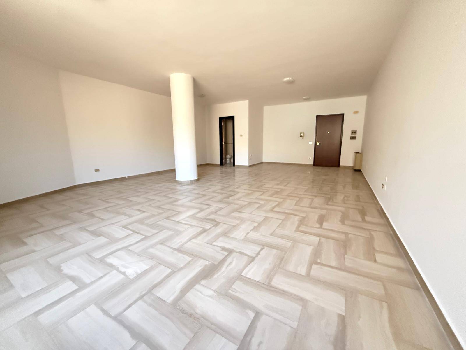Ufficio/studio in affitto a San Nicola la Strada