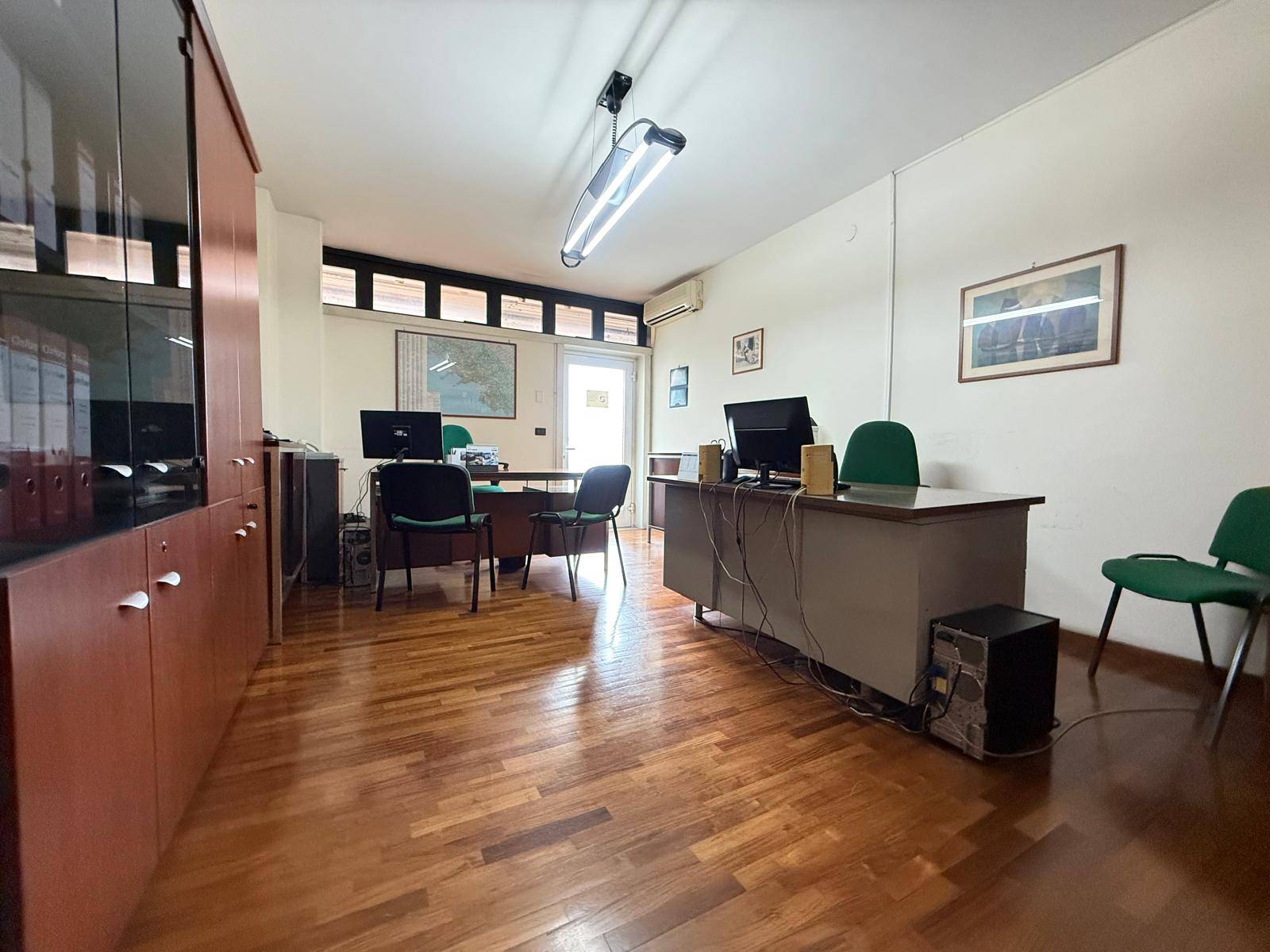 Ufficio/studio in vendita a Caserta, Caserta Ferrarecce