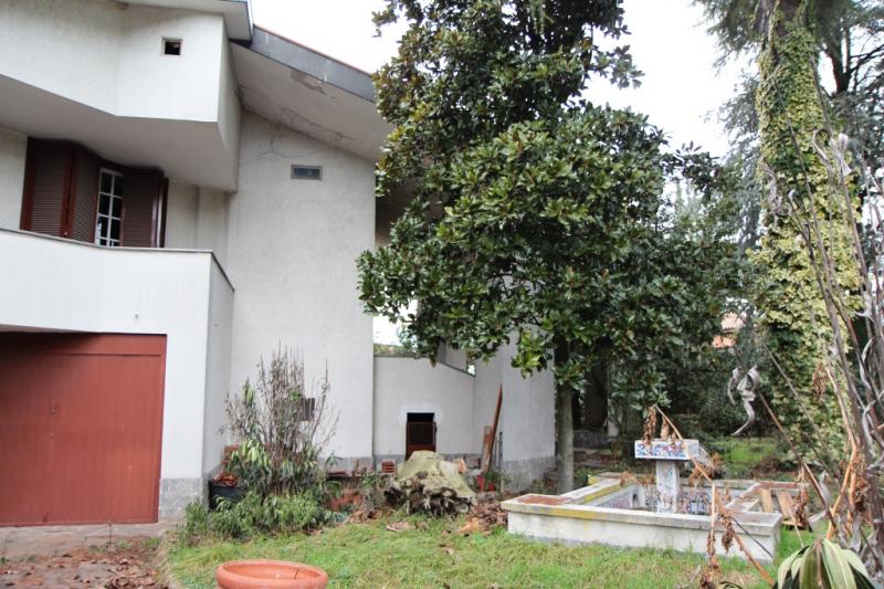 Villa in vendita a Trezzano sul Naviglio, Rocchetta