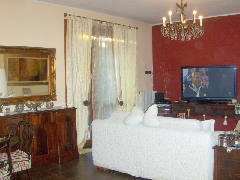 Villette a Schiera in vendita a Trezzano sul Naviglio, Azalee