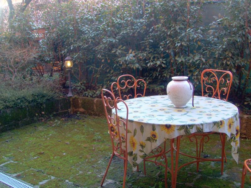 Villette a Schiera in vendita a Trezzano sul Naviglio, Azalee