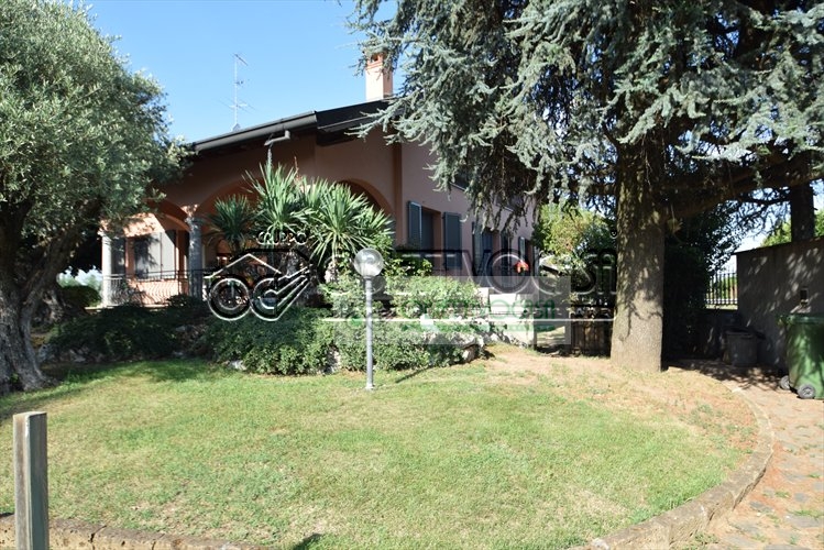 Villa in vendita a Cuggiono