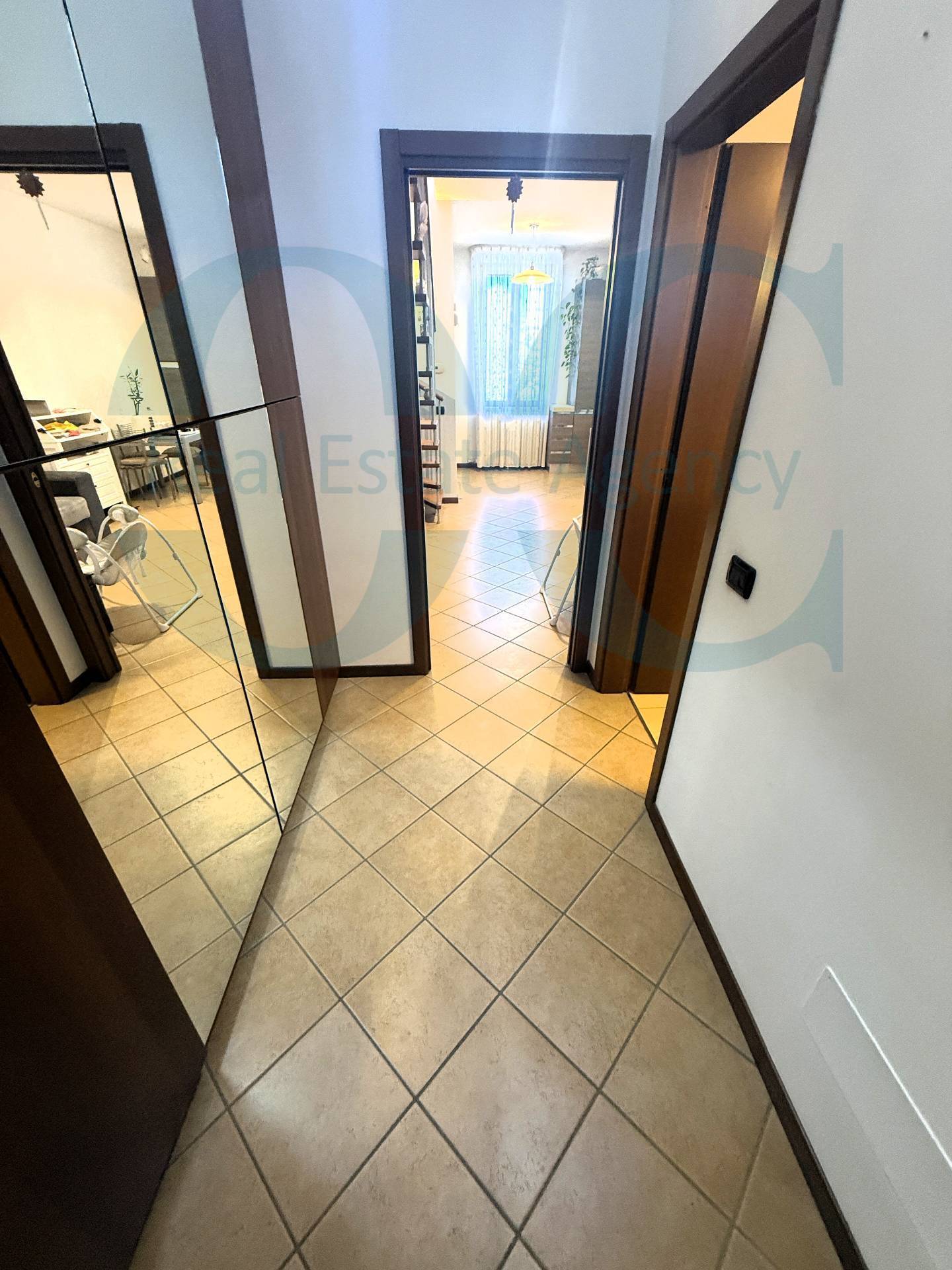 Appartamento in vendita a Cesano Boscone, Centro