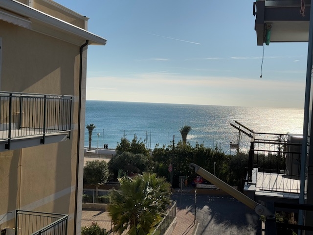 Quadrilocale vista mare a Pietra Ligure