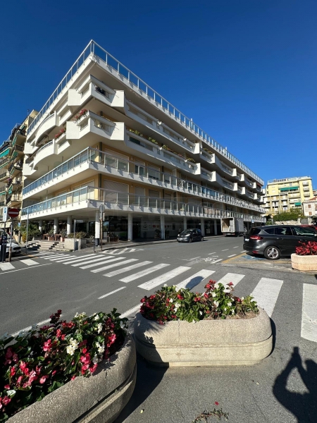 Quadrilocale vista mare a Loano