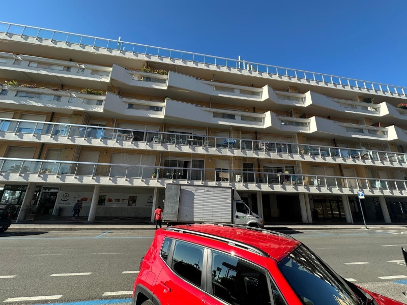 Quadrilocale vista mare a Loano