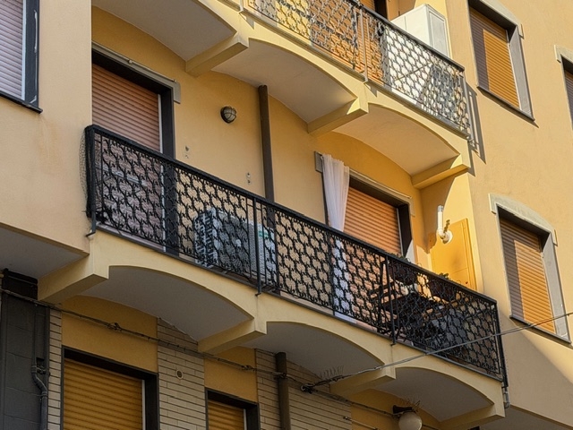 Trilocale ristrutturato a Loano